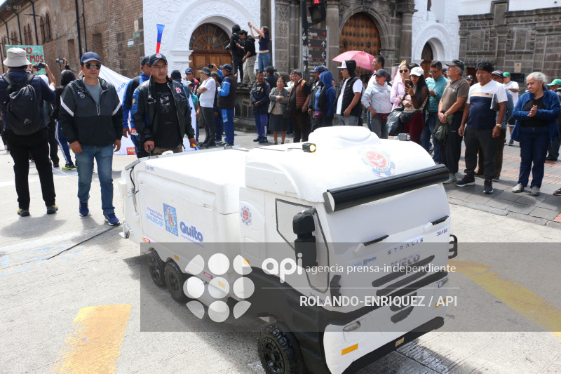 MARCHA 1 DE MAYO QUITO