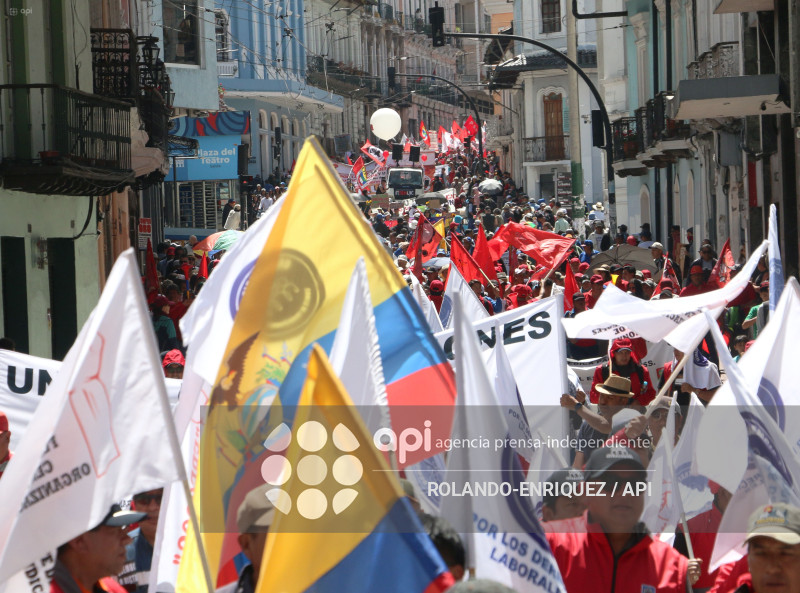 MARCHA 1 DE MAYO QUITO