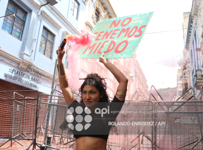 MARCHA 1 DE MAYO QUITO