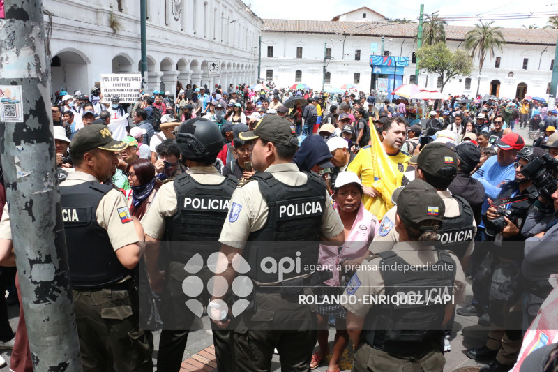 MARCHA 1 DE MAYO QUITO
