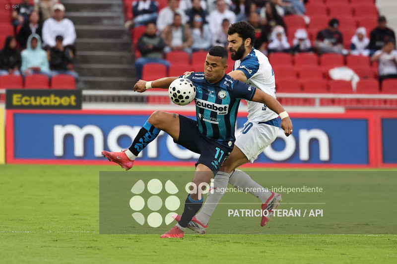 FBL LIGA ECUABET LDU VS GUAYAQUIL CITY