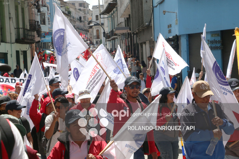 MARCHA 1 DE MAYO QUITO