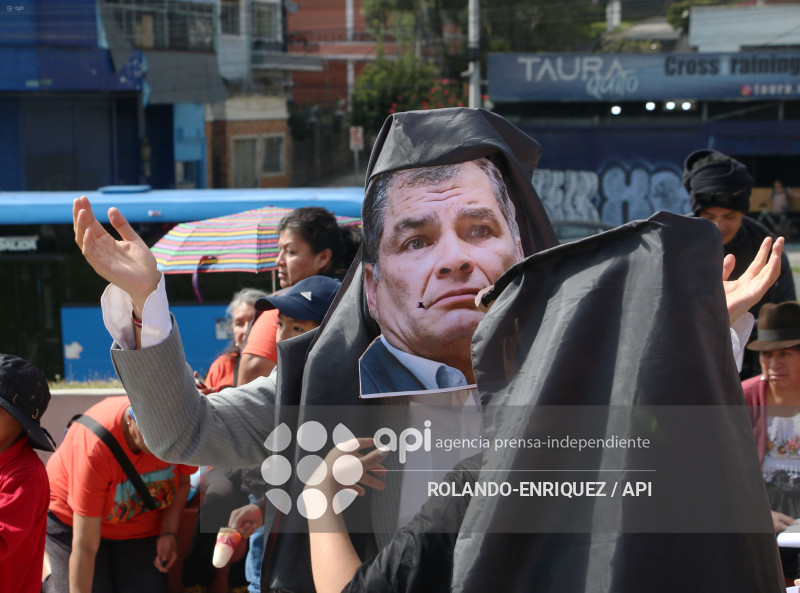 MARCHA 1 DE MAYO QUITO