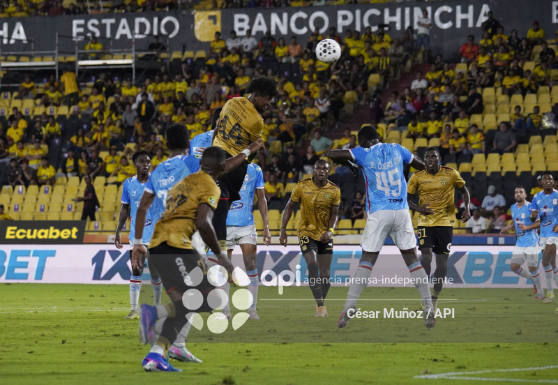 FBL-LIGAPRO-BARCELONA-MANTA