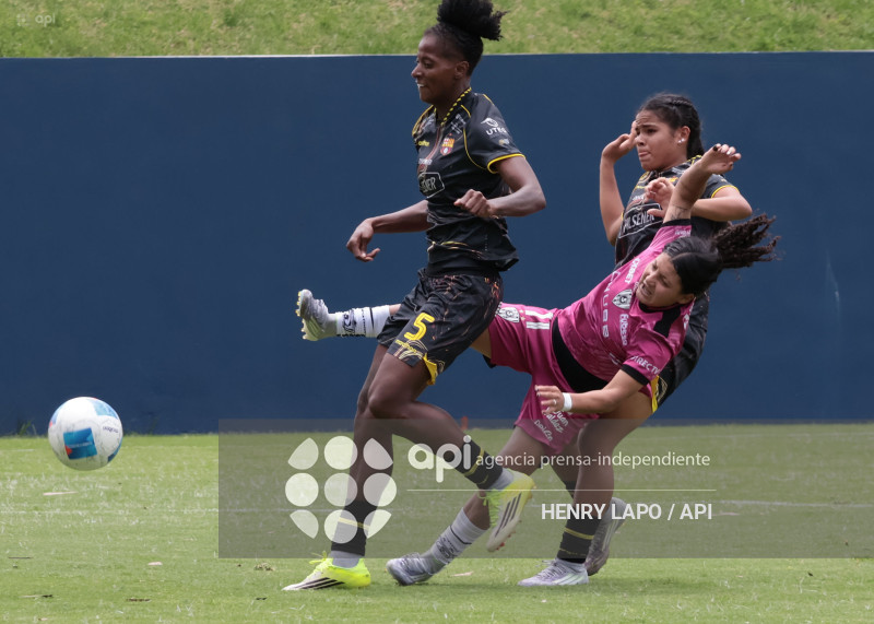 FBL SUPERLIGA FEMENINA DRAGONAS VS BARCELONA