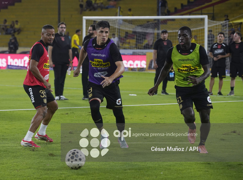FBL-LIGAPRO-BARCELONA-MANTA