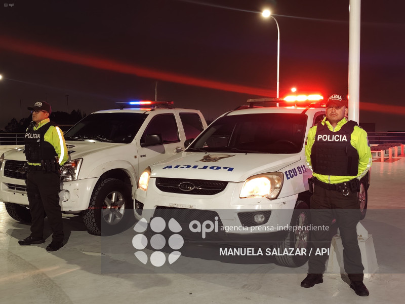 POLICIA TOQUE DE QUEDA EN PICHINCHA