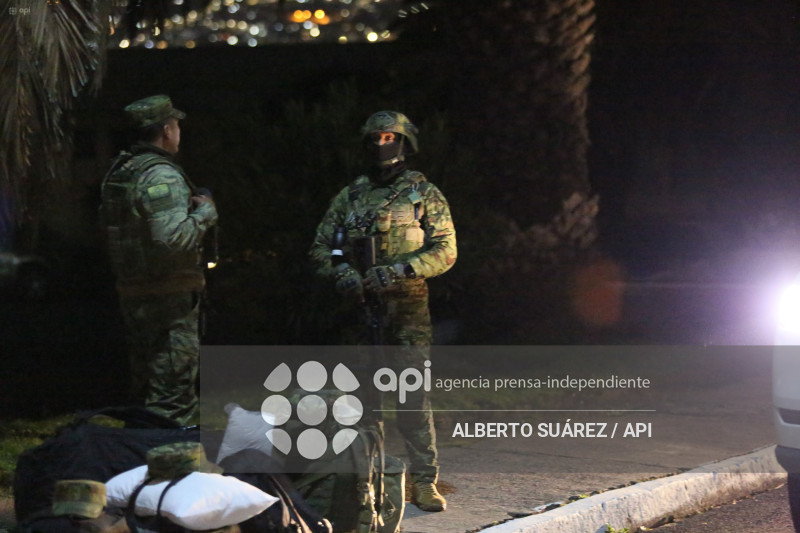 MILITARES TOQUE DE QUEDA EN PICHINCHA