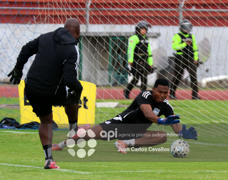 FBL-LIGAECUABET-LEONES FC-EMELEC