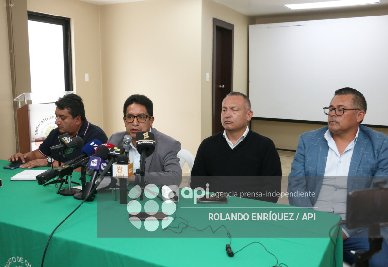 TRANSPORTISTAS REDUCEN FRECUENCIAS