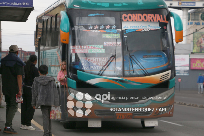 TRANSPORTISTAS REDUCEN FRECUENCIAS