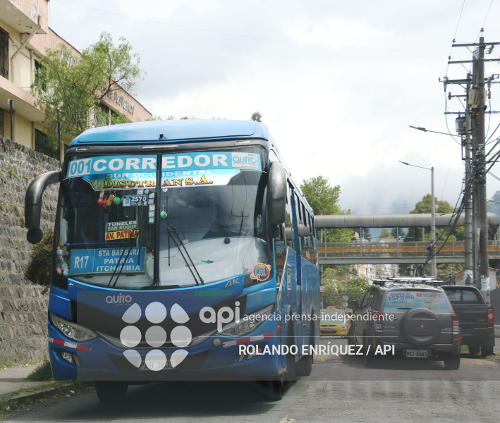 TRANSPORTISTAS REDUCEN FRECUENCIAS