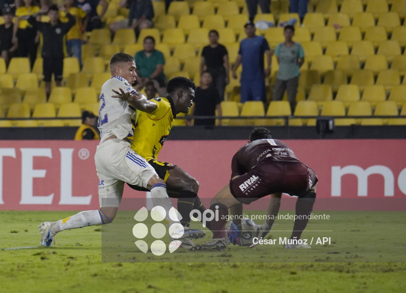 FBL-LIBERTADORES-BARCELONA-BOCA JUNIOR