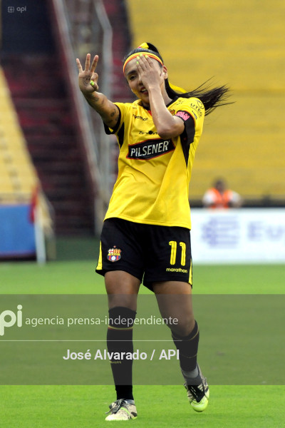 FBL-SUPERLIGAFEMENINA-BARCELONA-EMELEC