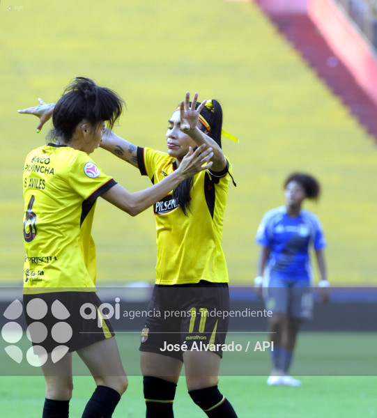 FBL-SUPERLIGAFEMENINA-BARCELONA-EMELEC