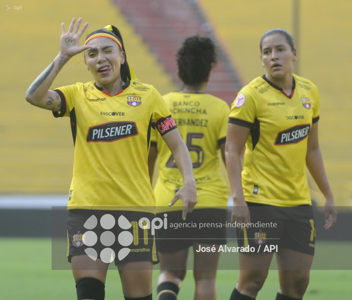 FBL-SUPERLIGAFEMENINA-BARCELONA-EMELEC