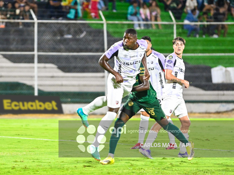 FBL-LIGAECUABET-ORENSE-LEONES