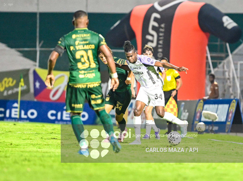 FBL-LIGAECUABET-ORENSE-LEONES