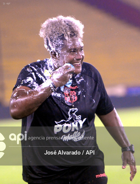 FBL-SUPERLIGAFEMENINA-BARCELONA-EMELEC