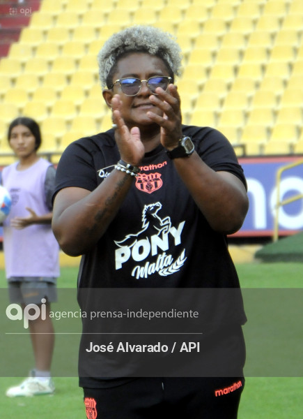 FBL-SUPERLIGAFEMENINA-BARCELONA-EMELEC
