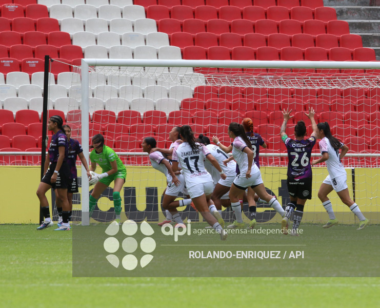FBL SUPERLIGA FEMENINA LDU QUITO VS IDV