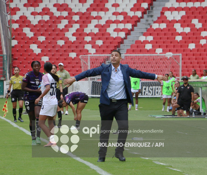 FBL SUPERLIGA FEMENINA LDU QUITO VS IDV