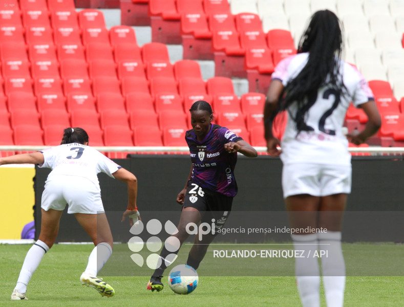 FBL SUPERLIGA FEMENINA LDU QUITO VS IDV