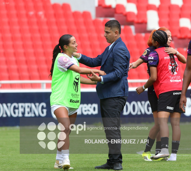 FBL SUPERLIGA FEMENINA LDU QUITO VS IDV