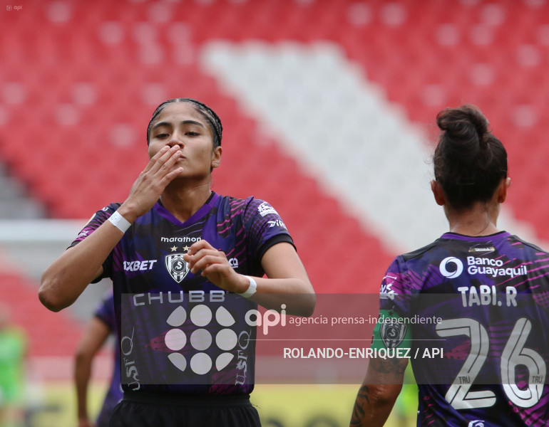 FBL SUPERLIGA FEMENINA LDU QUITO VS IDV