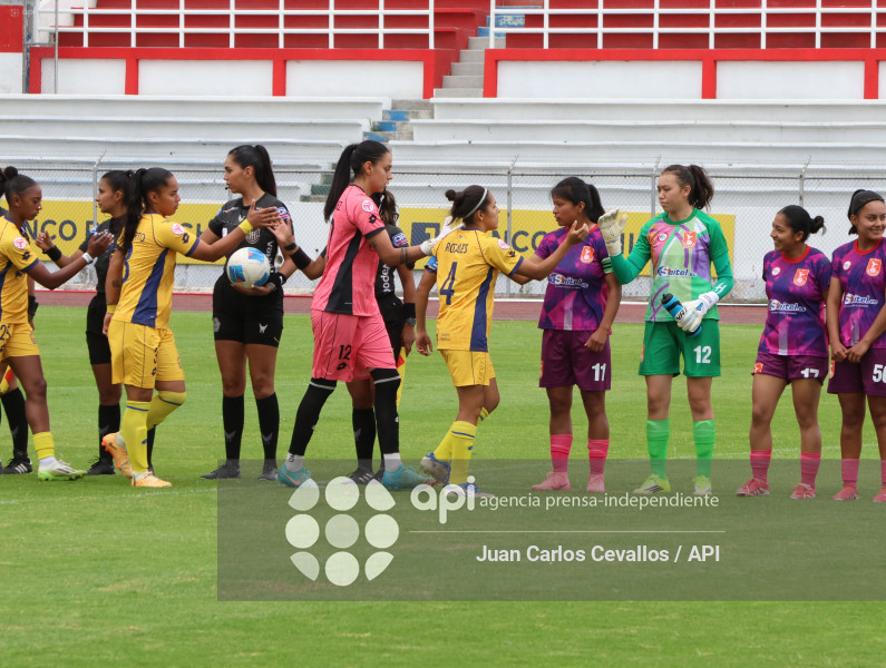 FBL-SUPERLIGA-DEPORTIVO IBARRA-CARNERAS UPS