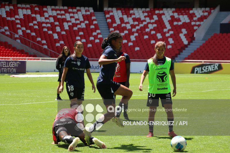 FBL SUPERLIGA FEMENINA LDU QUITO VS IDV