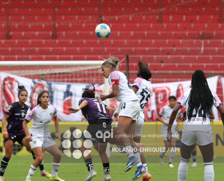 FBL SUPERLIGA FEMENINA LDU QUITO VS IDV