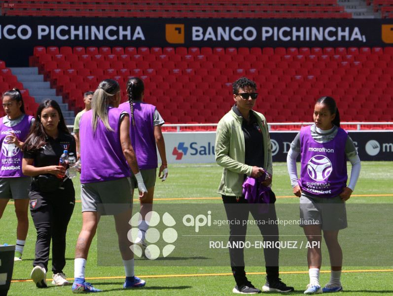 FBL SUPERLIGA FEMENINA LDU QUITO VS IDV