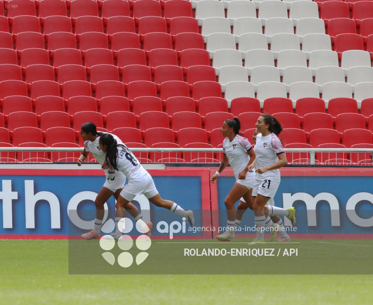 FBL SUPERLIGA FEMENINA LDU QUITO VS IDV