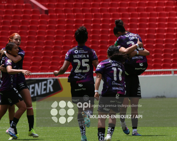 FBL SUPERLIGA FEMENINA LDU QUITO VS IDV