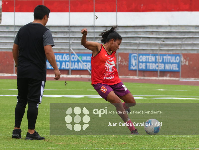 FBL-SUPERLIGA-DEPORTIVO IBARRA-CARNERAS UPS