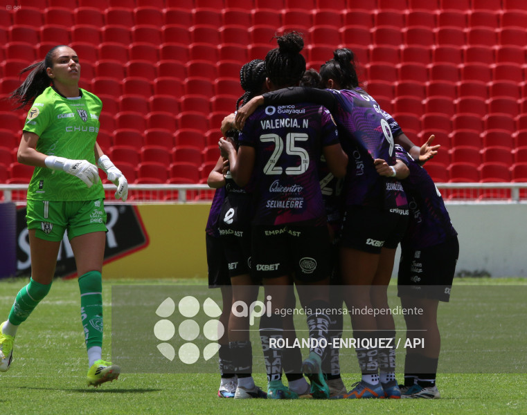 FBL SUPERLIGA FEMENINA LDU QUITO VS IDV