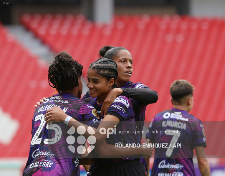 FBL SUPERLIGA FEMENINA LDU QUITO VS IDV