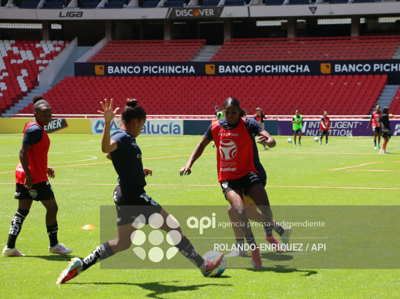 FBL SUPERLIGA FEMENINA LDU QUITO VS IDV