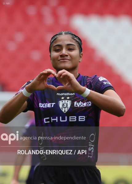 FBL SUPERLIGA FEMENINA LDU QUITO VS IDV