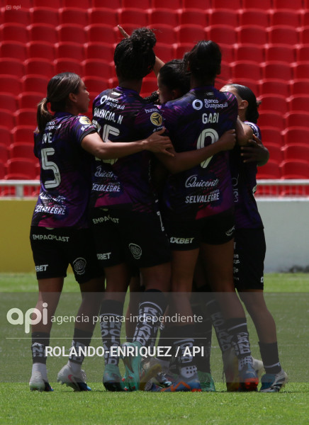 FBL SUPERLIGA FEMENINA LDU QUITO VS IDV