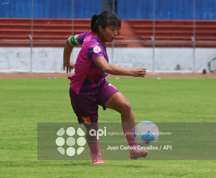 FBL-SUPERLIGA-DEPORTIVO IBARRA-CARNERAS UPS