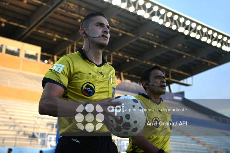 FBL-LIGA ECUABET-MANTA-MACARA