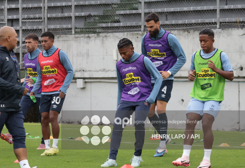 FBL LIGAECUABET CATOLICA VS DELFIN