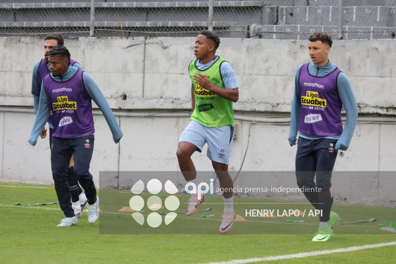 FBL LIGAECUABET CATOLICA VS DELFIN