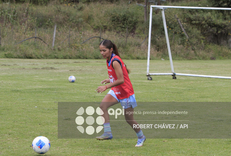 FBL SUPERLIGA FEMENINA MACARA VS DEPORTIVO IBARRA