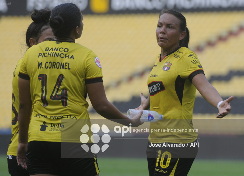 SPO-SUPERLIGAFEMENINA-BARCELONA-LDUQUITO