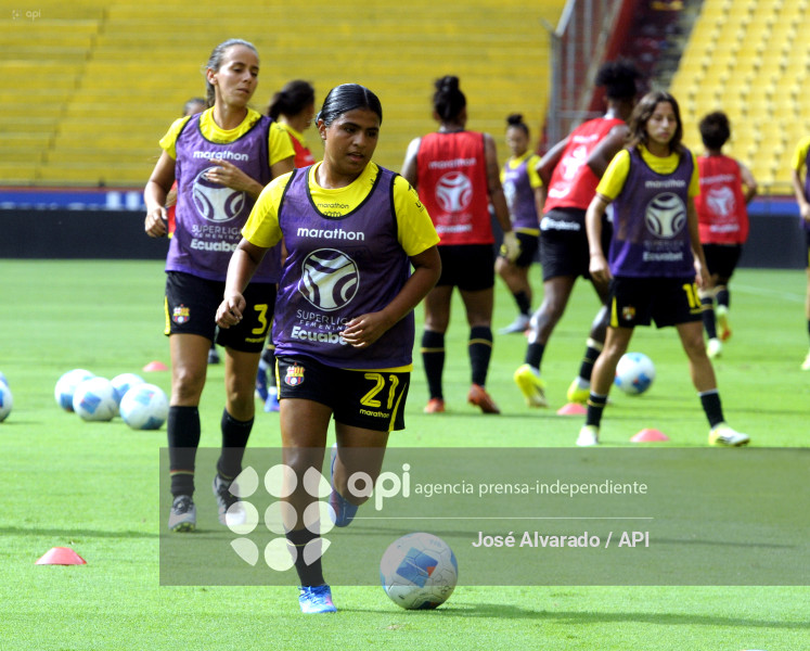 SPO-SUPERLIGAFEMENINA-BARCELONA-LDUQUITO