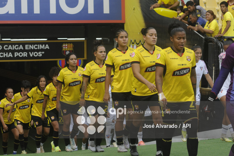 SPO-SUPERLIGAFEMENINA-BARCELONA-LDUQUITO