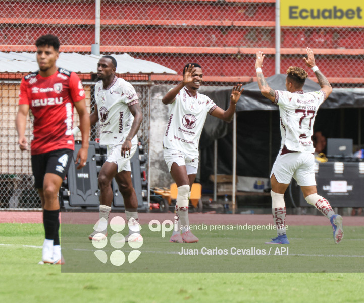 FBL-LIGAECUABET-LEONES FC-MUSHUC RUNA